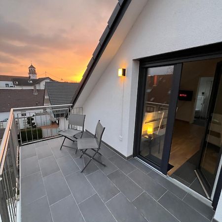 Charmantes Studio-Apartment Im Herzen Von Neureut - Fussbodenheizung, Regendusche, Waschmaschine, Stellplatz Karlsruhe Ngoại thất bức ảnh